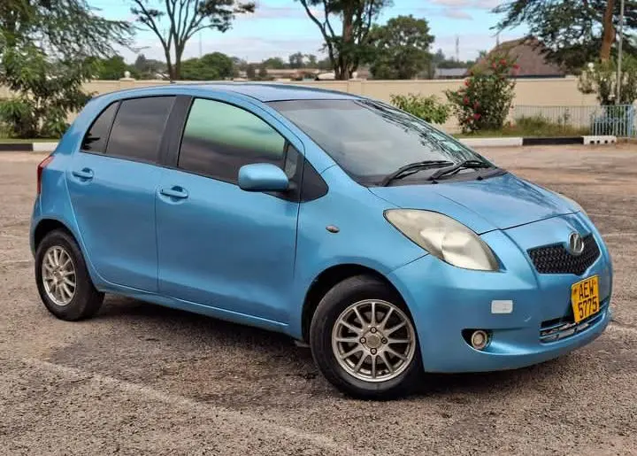 2009 Toyota Vitz