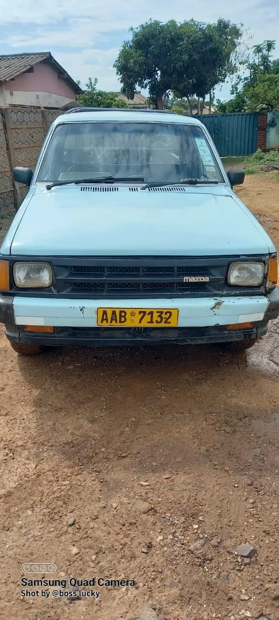1995 Mazda B1600