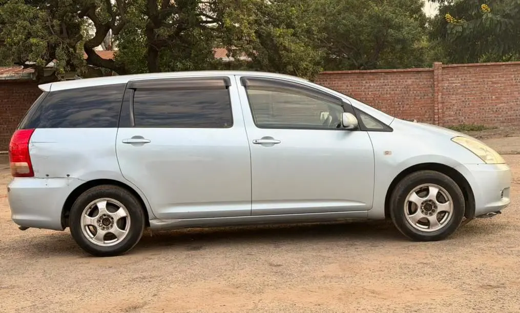 2002 Toyota Wish