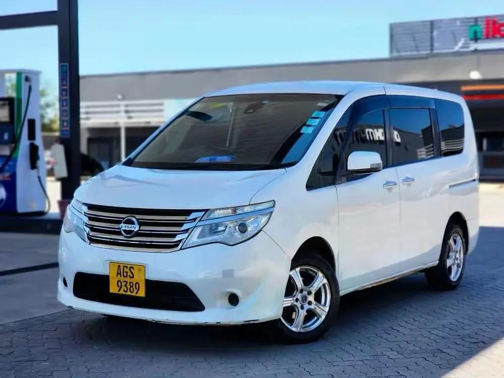 2015 Nissan Serena