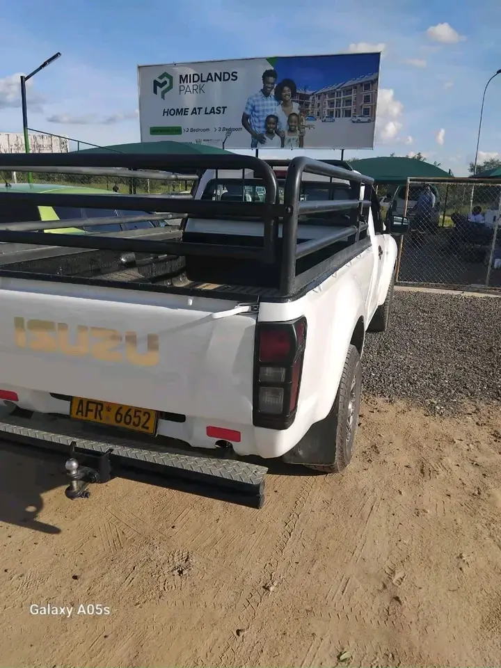 2014 Isuzu Kb 25o Dmax