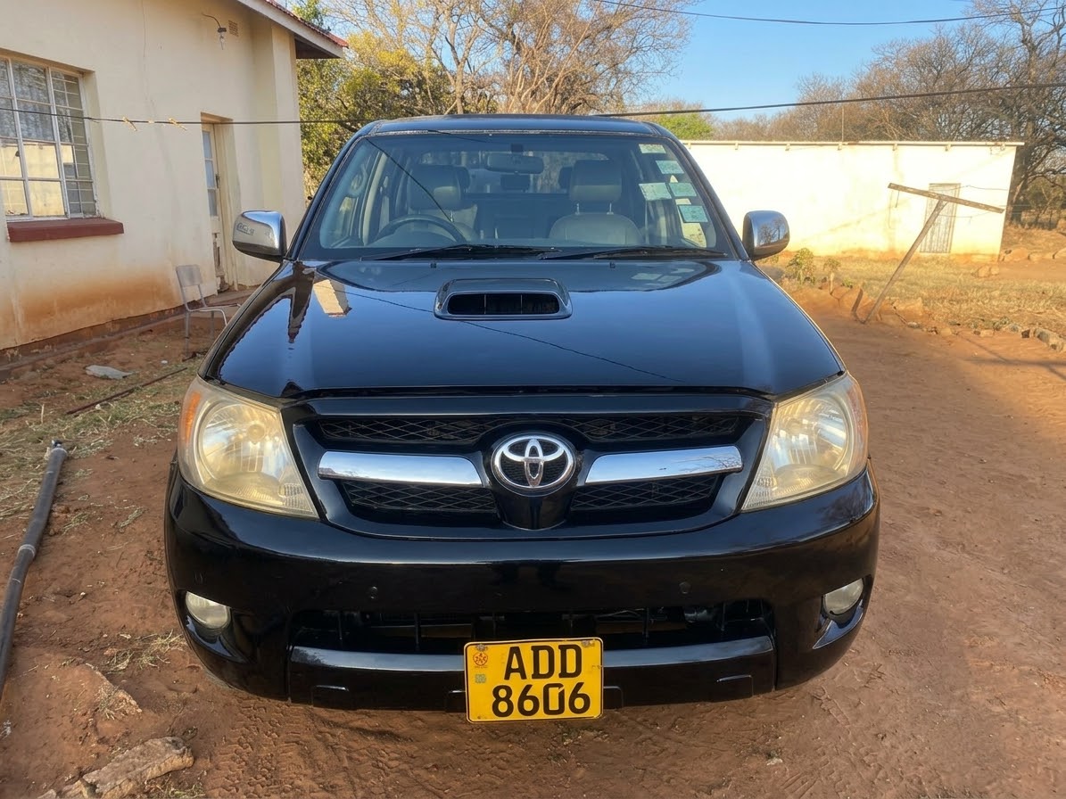 2008 Toyota Hilux Invincible
