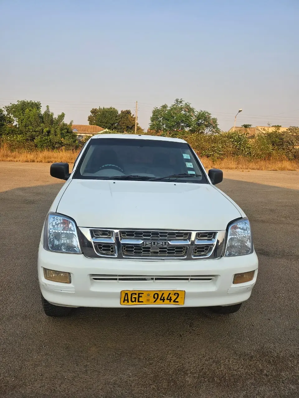 2013 Isuzu Kb300